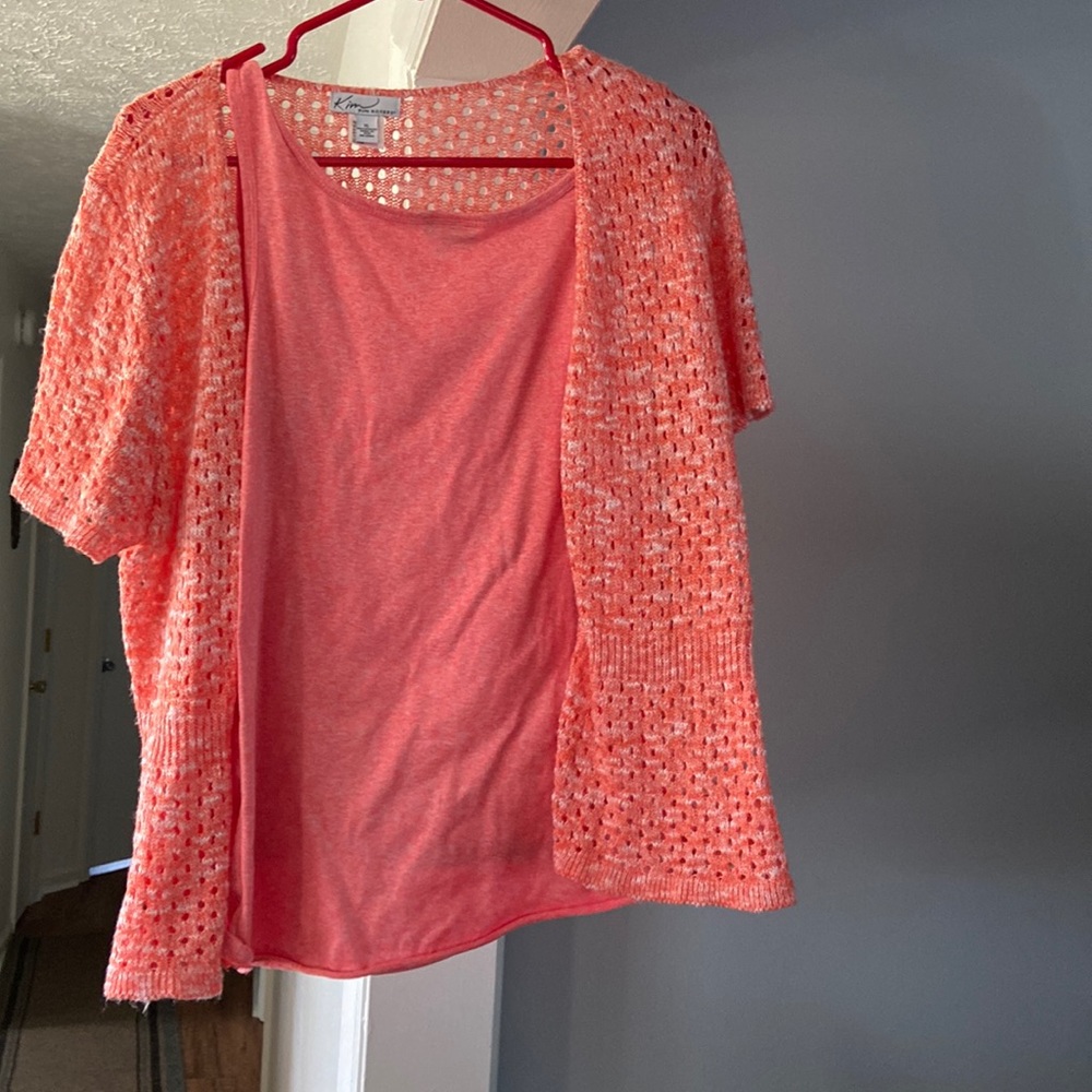 Women’s short-sleeves sweater with sleeveless tank